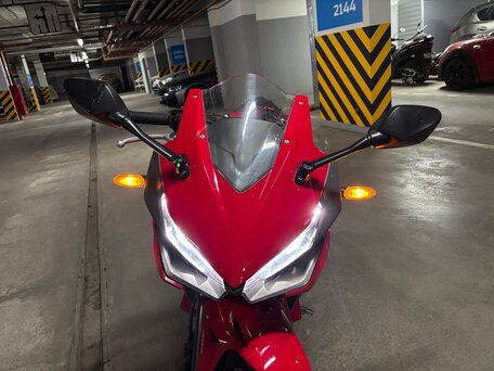 2019 Honda CBR 400R, красный, 575000 рублей, вид 3