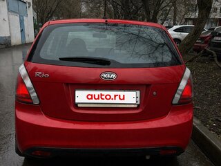 2011 Kia Rio II Рестайлинг, красный, 550000 рублей, вид 2