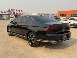 2023 Volkswagen Magotan B8 Рестайлинг, чёрный, 2000000 рублей, вид 5