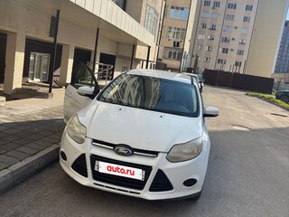 2013 Ford Focus III, белый, 700000 рублей, вид 3