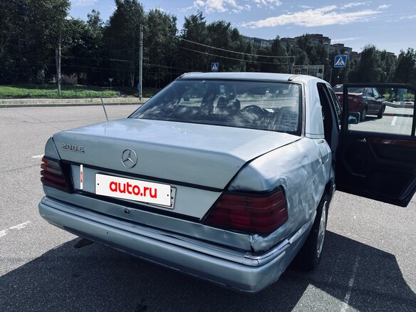 1991 Mercedes-Benz W124 200, синий - вид 6