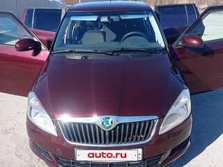2011 Skoda Fabia II Рестайлинг, пурпурный, 720000 рублей, вид 2