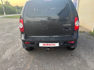 2011 Chevrolet Niva I Рестайлинг, чёрный, 450000 рублей, вид 4