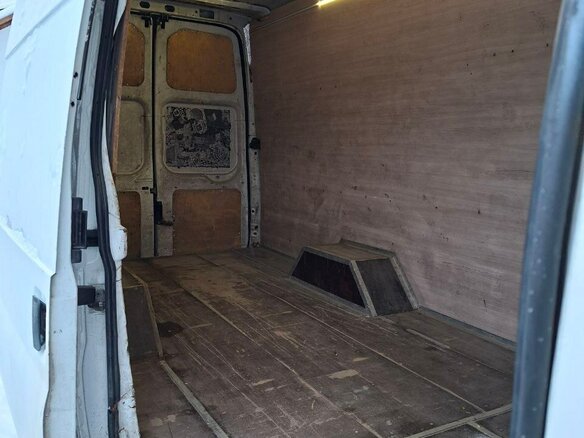 2011 Ford Transit, белый, 850000 рублей - вид 22
