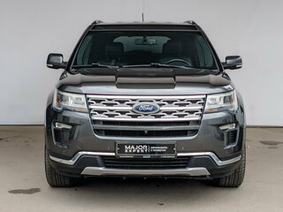 2018 Ford Explorer V Рестайлинг, серый, 3260000 рублей, вид 2