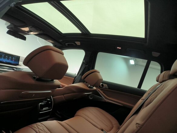 2025 BMW X7 40d I (G07) Рестайлинг, чёрный, 18300000 рублей - вид 27