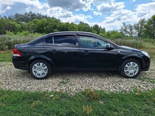 2011 Opel Astra H Рестайлинг, чёрный, 450000 рублей, вид 4