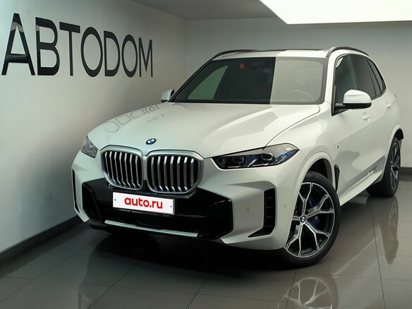 2025 BMW X5 40i IV (G05/G18) Рестайлинг, белый - вид 1