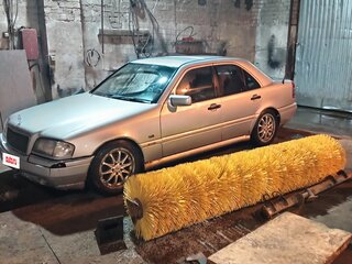 1994 Mercedes-Benz C-Класс 220 I (W202), серебристый, 250000 рублей, вид 2