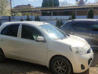 2017 Nissan March IV (K13) Рестайлинг, белый, 750000 рублей, вид 3
