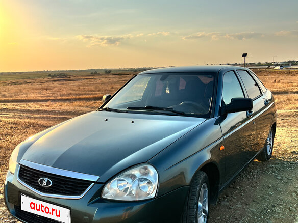 2009 Lada (ВАЗ) Priora I, серый, 320000 рублей - вид 1