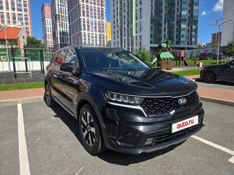 2021 Kia Sorento IV, чёрный, 2790000 рублей, вид 2