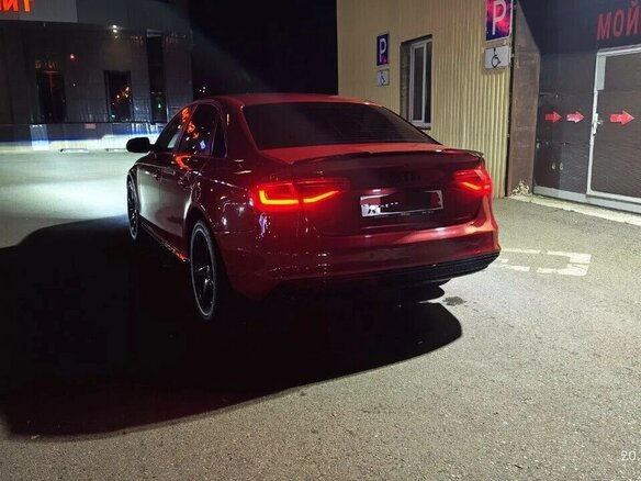 2014 Audi A4 IV (B8) Рестайлинг, красный, 1800000 рублей - вид 25