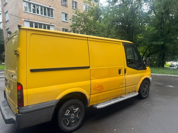 2011 Ford Transit, жёлтый, 650000 рублей - вид 3