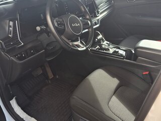 2022 Kia Sportage V, белый, 4000000 рублей, вид 4