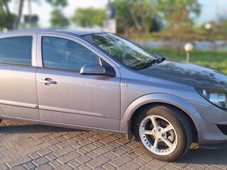 2007 Opel Astra H Рестайлинг, серый, 650000 рублей, вид 3