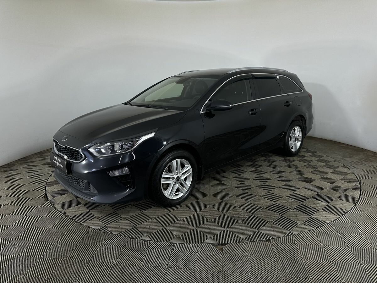 Открыть фотографии: Kia Ceed III