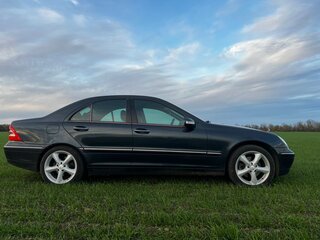 2001 Mercedes-Benz C-Класс 240 II (W203), синий, 1300000 рублей, вид 2