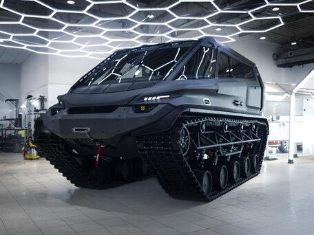 2025 Visuva Tank, синий, 33000000 рублей, вид 1