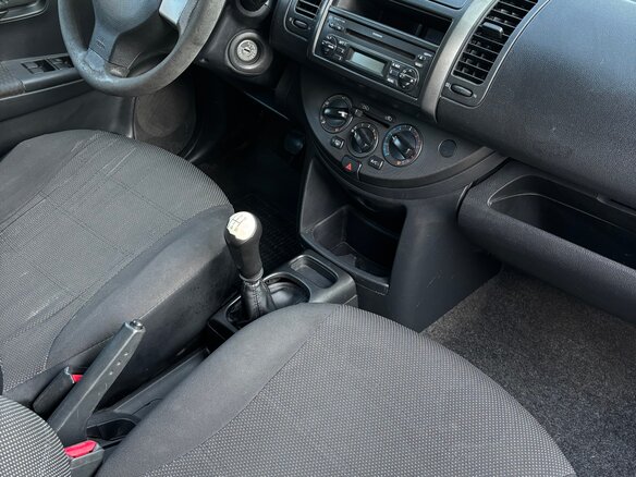 2006 Nissan Note I, бежевый - вид 6