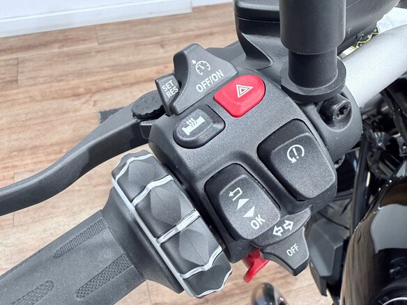 2024 BMW R Nine T, чёрный, 1999000 рублей - вид 26