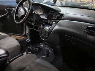 2003 Ford Focus I Рестайлинг, серебристый, 125000 рублей, вид 5