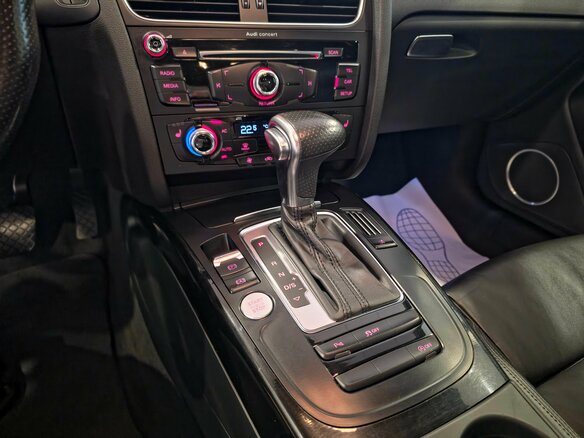2013 Audi A5 I (8T) Рестайлинг, красный - вид 12