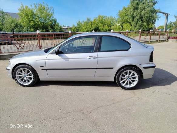2002 BMW 3 серии Compact 316i IV (E46) Рестайлинг, белый, 400000 рублей - вид 6