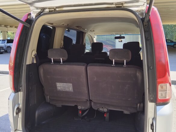 2008 Nissan Serena III (C25), серебристый, 950000 рублей - вид 7