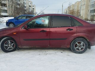 2004 Ford Focus I Рестайлинг, красный, 230000 рублей, вид 2