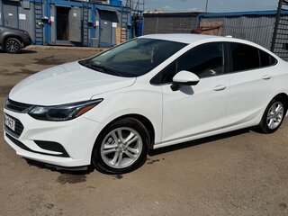 2018 Chevrolet Cruze II, белый, 750000 рублей, вид 1