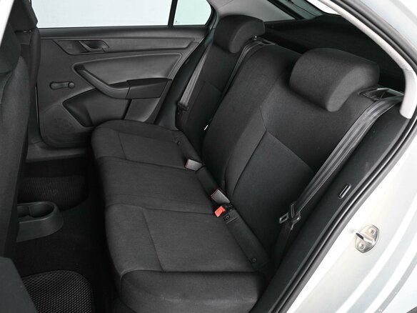 2016 Skoda Rapid I, серебристый, 1129000 рублей - вид 8