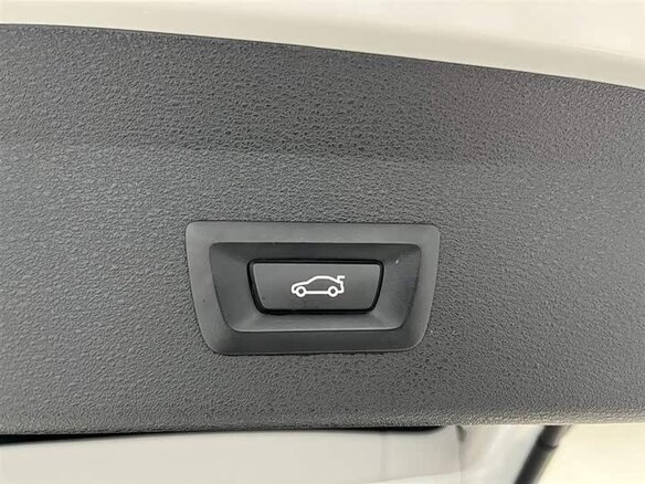 2023 BMW X1 Long 20Li sDrive III (U11/U12), белый, 2766000 рублей - вид 21