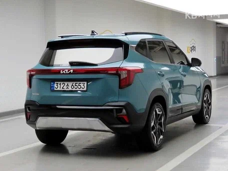 2022 Kia Seltos I, зелёный, 1645000 рублей, вид 3