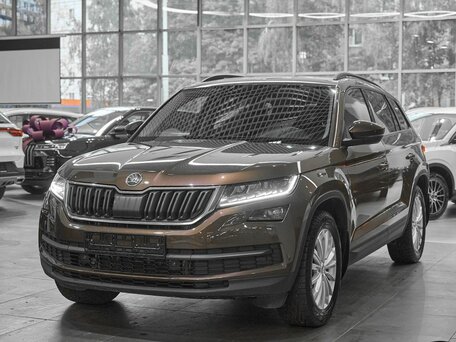 2018 Skoda Kodiaq I, коричневый, 2199000 рублей, вид 3