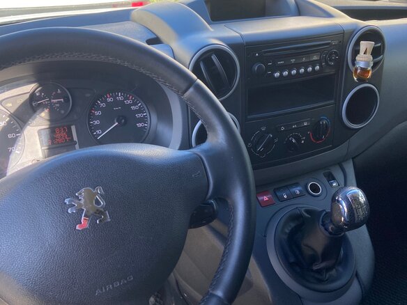 2011 Peugeot Partner II, белый, 580000 рублей - вид 7