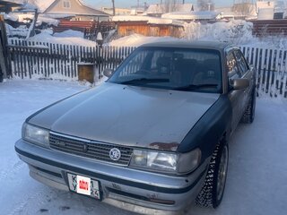 1988 Toyota Mark II VI (X80), золотистый, 370000 рублей, вид 1