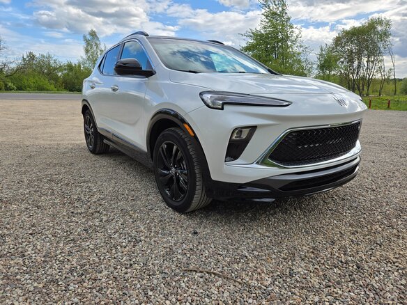 2023 Buick Encore GX I, белый, 1689000 рублей - вид 1