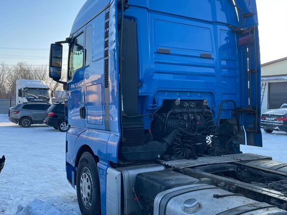 2008 MAN TGX, синий, 4500000 рублей - вид 1