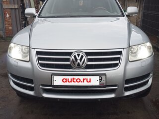 2006 Volkswagen Touareg I, серебристый, 950000 рублей, вид 2