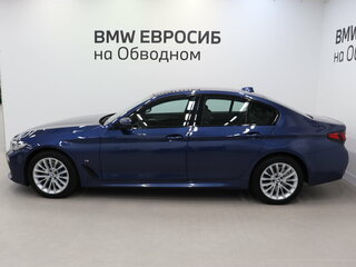 2020 BMW 5 серии 530d xDrive VII (G30/G31/G38) Рестайлинг, синий, 4890000 рублей, вид 5