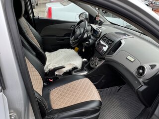 2012 Chevrolet Aveo II, серебристый, 600000 рублей, вид 5