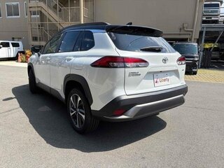 2023 Toyota Corolla Cross I, чёрный, 1847069 рублей, вид 5