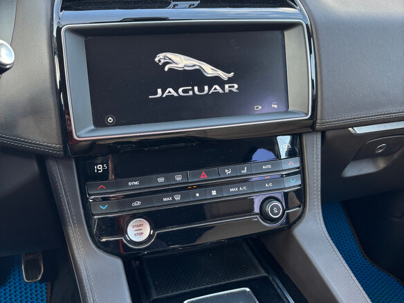 2018 Jaguar F-Pace I, синий, 2150000 рублей - вид 12