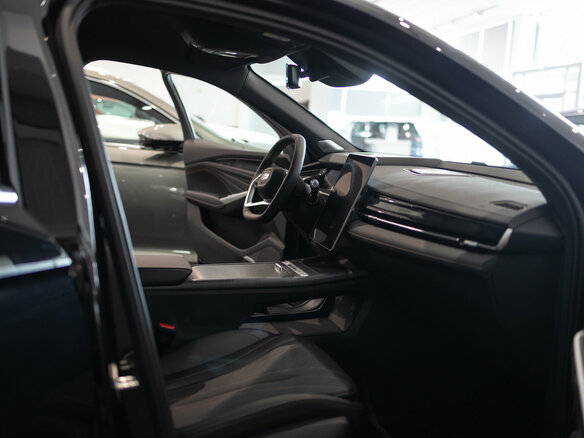 2026 Geely Preface I, чёрный, 3434990 рублей - вид 6