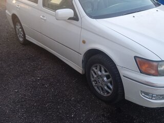 1999 Toyota Vista Ardeo V (V50) Рестайлинг, белый, 640000 рублей, вид 5