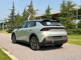 2026 Changan Qiyuan Q05 51.9 kWh II, серебристый, 1849999 рублей, вид 3