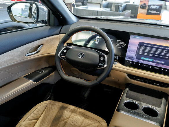 2025 Changan CS75 Plus IV, серый, 4339900 рублей - вид 8