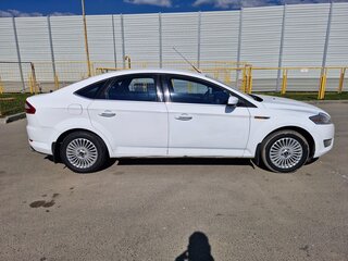 2010 Ford Mondeo IV, белый, 1100000 рублей, вид 3