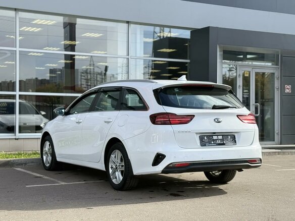 2021 Kia Ceed III, белый - вид 5